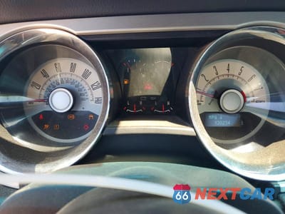 Zdjęcie 9 z 12 samochodu: 2010 FORD MUSTANG GT VIN:1ZVBP8CH2A5136684 - miniatura
