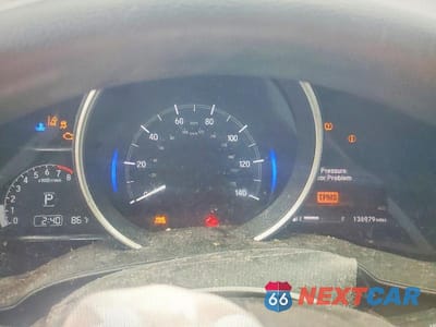 Zdjęcie 9 z 13 samochodu: 2018 HONDA FIT EX VIN:3HGGK5H83JM711207 - miniatura