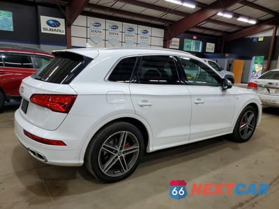 Trzecie zdjęcie samochodu z tyłu: 2018 AUDI SQ5 PREMIUM PLUS VIN:WA1A4AFY2J2213964 - miniatura