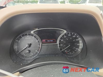 Zdjęcie 9 z 12 samochodu: 2017 NISSAN PATHFINDER S VIN:5N1DR2MN9HC902810 - miniatura