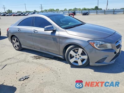 Czwarte zdjęcie samochodu z boku: 2016 MERCEDES-BENZ CLA 250 VIN:WDDSJ4EB9GN331170 - miniatura