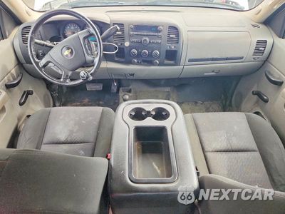 Zdjęcie 8 z 13 samochodu: 2013 CHEVROLET SILVERADO K1500 VIN:3GCPKPEA4DG344337 - miniatura