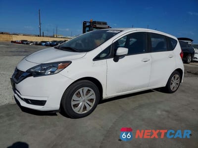 2017 NISSAN VERSA NOTE S PLUS 3N1CE2CP9HL365930 - główne zdjęcie licytacji z USA - miniatura