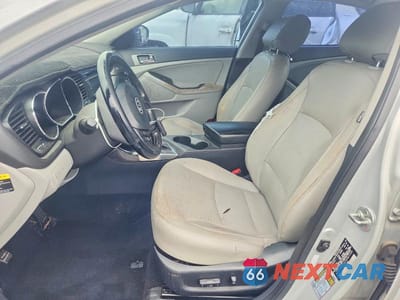 Zdjęcie 7 z 12 samochodu: 2012 KIA OPTIMA EX VIN:5XXGN4A7XCG071339 - miniatura