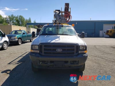 Piąte zdjęcie samochodu w środku: 2004 FORD F550 SUPER DUTY BUCKET TRUCK VIN:1FDAF57P34EB58808 - miniatura