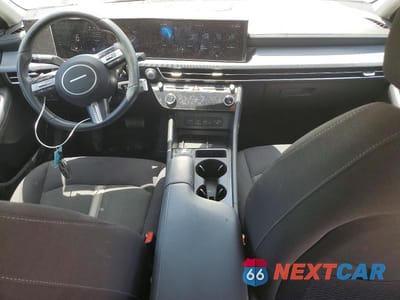 Zdjęcie 8 z 12 samochodu: 2025 HYUNDAI SONATA HYBRID SEL VIN:KMHL34JJ1SA120871 - miniatura