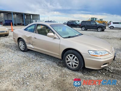 Czwarte zdjęcie samochodu z boku: 2002 HONDA ACCORD EX VIN:1HGCG22522A028054 - miniatura