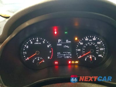Zdjęcie 9 z 12 samochodu: 2022 KIA RIO S VIN:3KPA24AD4NE435254 - miniatura