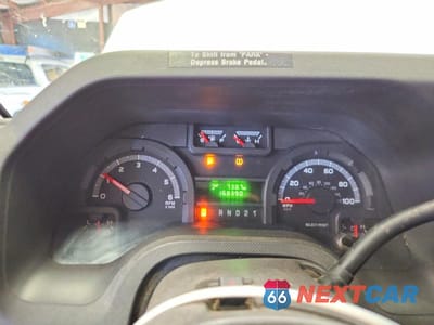 Zdjęcie 9 z 13 samochodu: 2009 FORD ECONOLINE E250 VAN VIN:1FTNE24W89DA32248 - miniatura