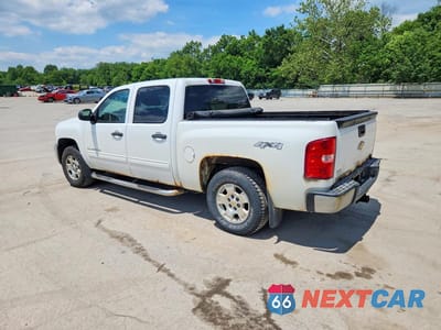 Drugie zdjęcie samochodu z przodu: 2013 CHEVROLET SILVERADO K1500 LT VIN:3GCPKSE77DG260598 - miniatura
