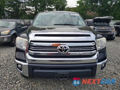 Piąte zdjęcie samochodu w środku: 2016 TOYOTA TUNDRA SR5 VIN:5TFDY5F16GX540364 - miniatura