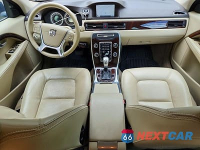 Zdjęcie 8 z 14 samochodu: 2013 VOLVO XC70 T6 VIN:YV4902BZ0D1162884 - miniatura