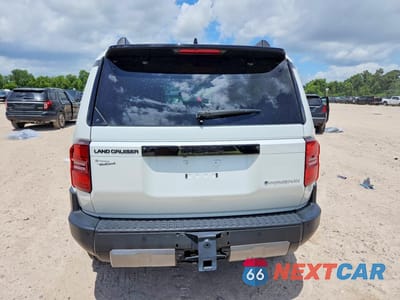 Zdjęcie 6 z 13 samochodu: 2025 TOYOTA LAND CRUISER BASE VIN:JTEABFAJ6SK024721 - miniatura