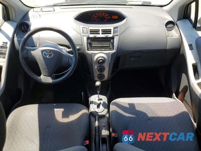 Zdjęcie 8 z 12 samochodu: 2009 TOYOTA YARIS BASE VIN:JTDKT903495248878 - miniatura