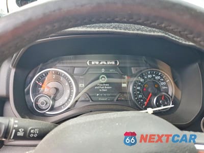 Zdjęcie 9 z 12 samochodu: 2019 RAM 1500 BIG HORN VIN:1C6SRFBT7KN784554 - miniatura