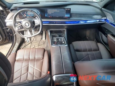 Zdjęcie 8 z 12 samochodu: 2024 BMW 740 XI VIN:WBA33EH09RCP88629 - miniatura