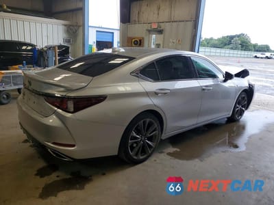 Trzecie zdjęcie samochodu z tyłu: 2019 LEXUS ES 350 VIN:58ABZ1B18KU038487 - miniatura