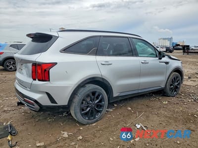 Trzecie zdjęcie samochodu z tyłu: 2022 KIA SORENTO SX VIN:5XYRKDLF5NG110696 - miniatura