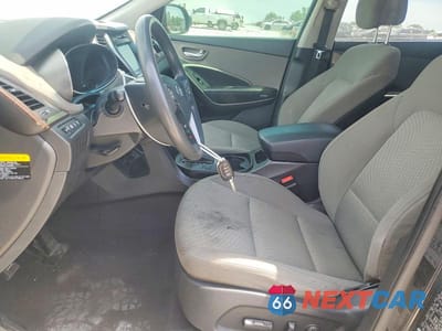 Zdjęcie 7 z 13 samochodu: 2017 HYUNDAI SANTA FE SE VIN:KM8SM4HF2HU170051 - miniatura