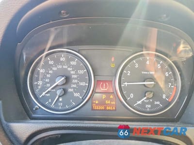 Zdjęcie 9 z 12 samochodu: 2008 BMW 328 I SULEV VIN:WBAWR33598P152268 - miniatura