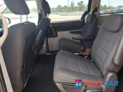 Zdjęcie 11 z 13 samochodu: 2008 DODGE GRAND CARAVAN SXT VIN:1D8HN54P88B176160 - miniatura