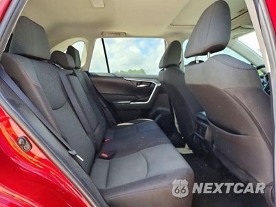 Zdjęcie 11 z 13 samochodu: 2024 TOYOTA RAV4 XLE VIN:2T3W1RFV1RW331628 - miniatura