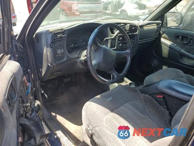 Zdjęcie 8 z 12 samochodu: 2002 CHEVROLET S TRUCK S10 VIN:1GCCS19WX28221324 - miniatura