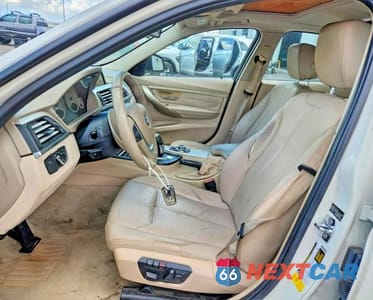 Zdjęcie 7 z 12 samochodu: 2012 BMW 328 I VIN:WBA3A5C59CF341457 - miniatura