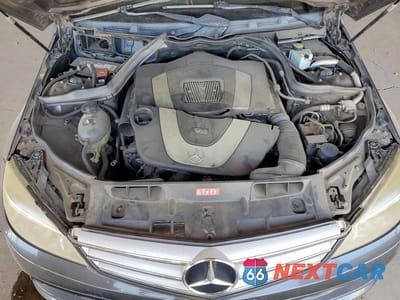 Zdjęcie 11 z 12 samochodu: 2010 MERCEDES-BENZ C 300 VIN:WDDGF5EB8AF475985 - miniatura