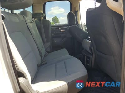 Zdjęcie 10 z 13 samochodu: 2019 RAM 1500 BIG HORN VIN:1C6RREBT6KN798275 - miniatura