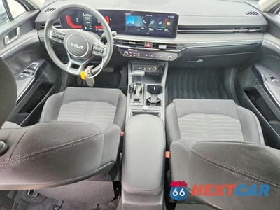 Zdjęcie 8 z 12 samochodu: 2025 KIA K5 LXS VIN:KNAG24J71S5325089 - miniatura
