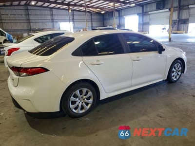 Trzecie zdjęcie samochodu z tyłu: 2024 TOYOTA COROLLA LE VIN:5YFB4MDE6RP145394 - miniatura