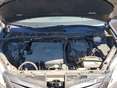 Zdjęcie 12 z 14 samochodu: 2016 TOYOTA SIENNA LE VIN:5TDKK3DC4GS763526 - miniatura