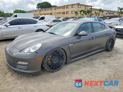 2013 PORSCHE PANAMERA 2 WP0AA2A71DL015779 - główne zdjęcie licytacji z USA - miniatura