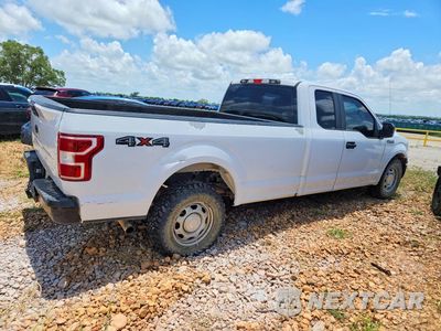 Trzecie zdjęcie samochodu z tyłu: 2019 FORD F150 SUPER CAB VIN:1FTEX1E56KKD84594 - miniatura