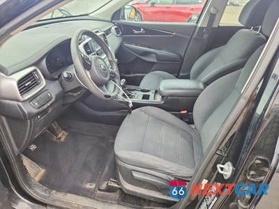 Zdjęcie 7 z 13 samochodu: 2017 KIA SORENTO LX V6 VIN:5XYPGDA53HG223215 - miniatura