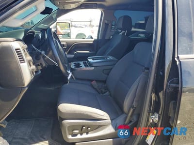Zdjęcie 7 z 12 samochodu: 2018 CHEVROLET SILVERADO K1500 LT VIN:3GCUKREC6JG437534 - miniatura