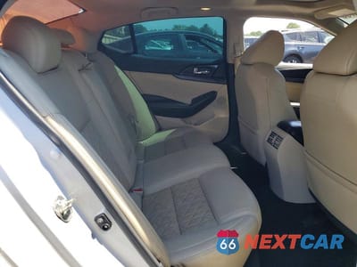 Zdjęcie 10 z 13 samochodu: 2017 NISSAN MAXIMA PLATINUM VIN:1N4AA6AP3HC373193 - miniatura