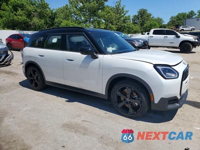 Czwarte zdjęcie samochodu z boku: 2026 MINI COUNTRYMAN S ALL4 VIN:WMZ23GA08T7U08829 - miniatura