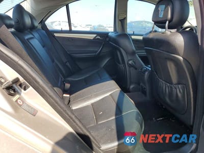 Zdjęcie 10 z 12 samochodu: 2005 MERCEDES-BENZ C 230K SPORT SEDAN VIN:WDBRF40J95F709860 - miniatura