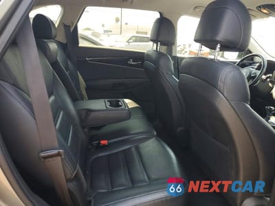 Zdjęcie 11 z 13 samochodu: 2017 KIA SORENTO LX VIN:5XYPG4A36HG269068 - miniatura