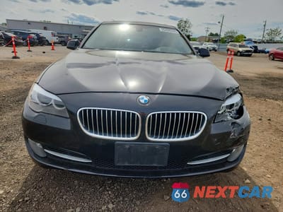 Piąte zdjęcie samochodu w środku: 2013 BMW 535 XI VIN:WBAFU7C54DDU70123 - miniatura