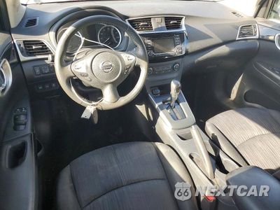 Zdjęcie 8 z 12 samochodu: 2017 NISSAN SENTRA SV VIN:3N1AB7AP6HY370893 - miniatura