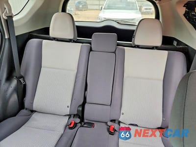 Zdjęcie 10 z 13 samochodu: 2013 TOYOTA RAV4 XLE VIN:2T3WFREV7DW051563 - miniatura