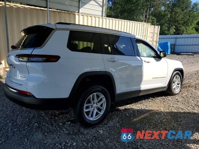 Trzecie zdjęcie samochodu z tyłu: 2024 JEEP GRAND CHEROKEE L LAREDO VIN:1C4RJKAG4R8918117 - miniatura
