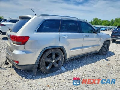 Trzecie zdjęcie samochodu z tyłu: 2012 JEEP GRAND CHEROKEE OVERLAND VIN:1C4RJFCG8CC114881 - miniatura