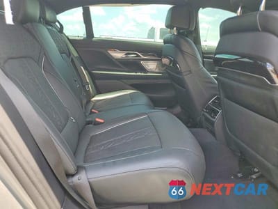 Zdjęcie 10 z 13 samochodu: 2022 BMW 750 XI VIN:WBA7U2C04NCG95132 - miniatura