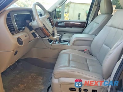 Zdjęcie 7 z 13 samochodu: 2013 LINCOLN NAVIGATOR VIN:5LMJJ2H55DEL04858 - miniatura