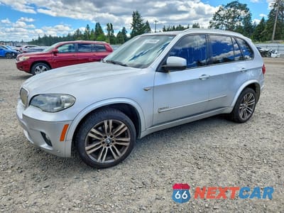 2013 BMW X5 XDRIVE35I 5UXZV4C5XD0E02848 - główne zdjęcie licytacji z USA - miniatura