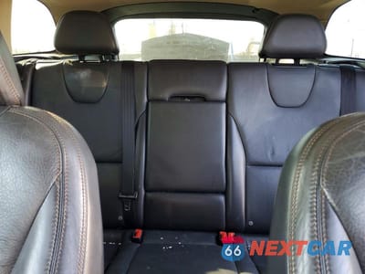 Zdjęcie 10 z 13 samochodu: 2013 VOLVO XC60 T6 VIN:YV4902DZ2D2449599 - miniatura